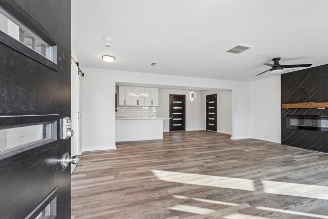 Foto del edificio - 635 26th St