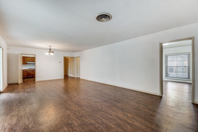 Foto del edificio - Nice 2 bedroom located in Oak Park of Alamo Heights