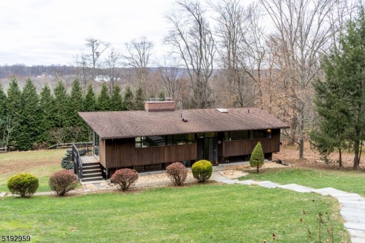 9 Indianhead Rd, Morristown, NJ 07960 House Rental in Morristown, NJ