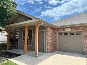 Building Photo - 383 Orbit Dr