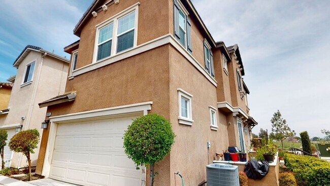 Foto del edificio - Beautiful 3 bedroom in Eastvale!