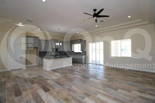 Foto del edificio - 23145 W Hammond Ln