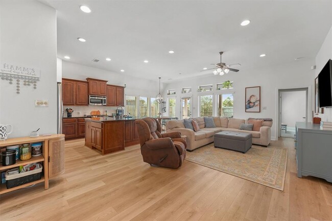 Foto del edificio - 28803 Crested Butte Dr