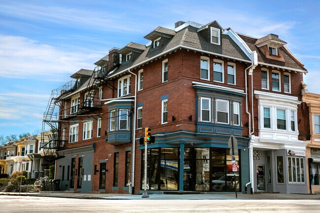Building Photo - 501 S 52nd St