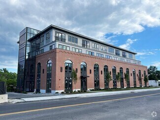 Building Photo - 80 Bridge St
