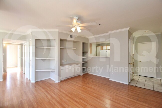Foto del edificio - 2134 E Broadway Rd