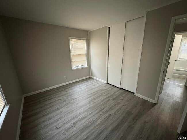 Foto del edificio - 2822 W Antoinette St