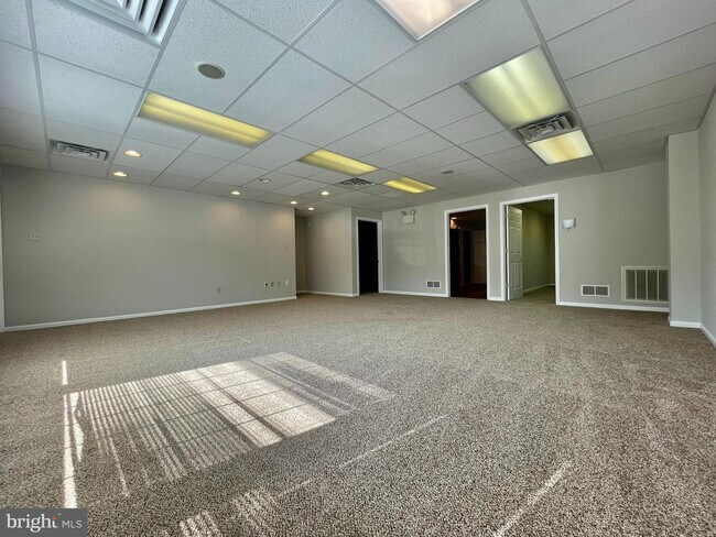 Building Photo - 289 W Uwchlan Ave