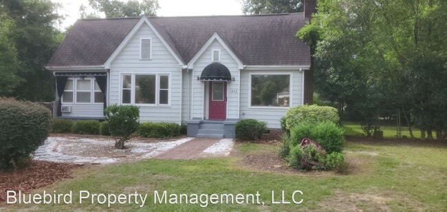 Building Photo - 3 br, 2 bath House - 1033 B Avenue