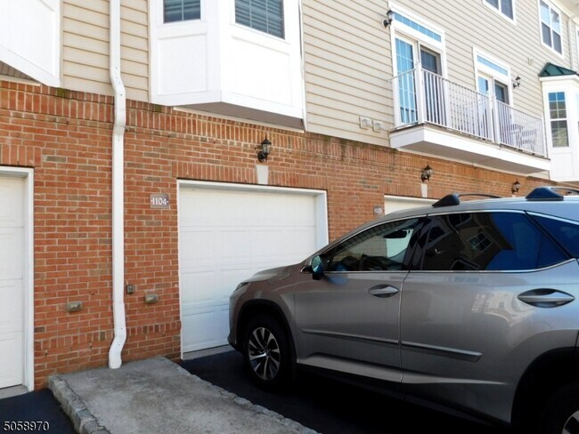 Foto del edificio - 1104 Hamilton St