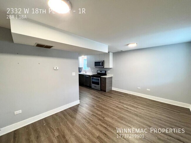 Building Photo - 2332 W 18th Pl