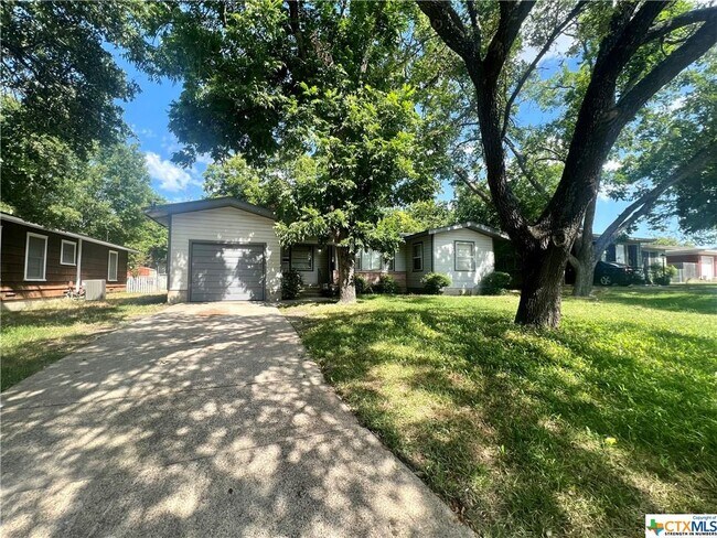 Foto del edificio - 1913 S 41st St
