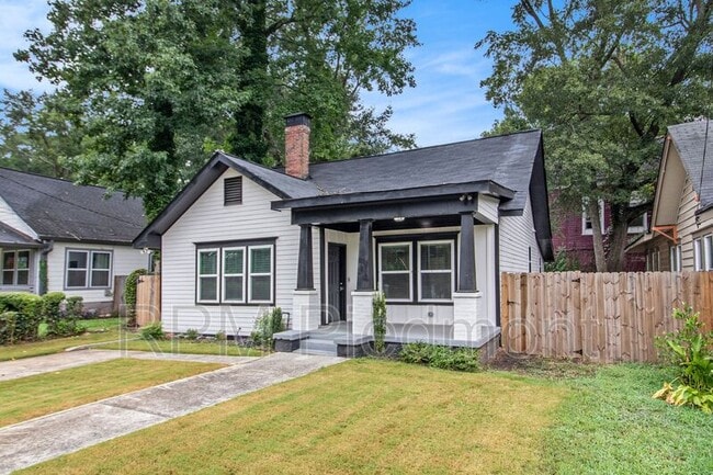Building Photo - 751 Cascade Pl SW
