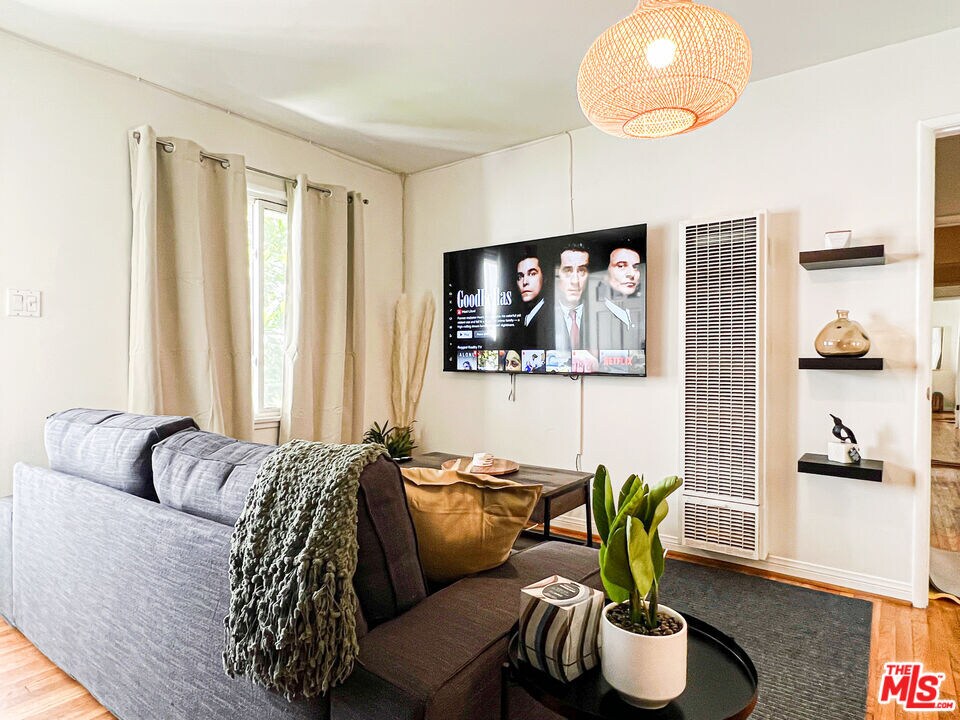 Foto principal - 1173 Amherst Ave