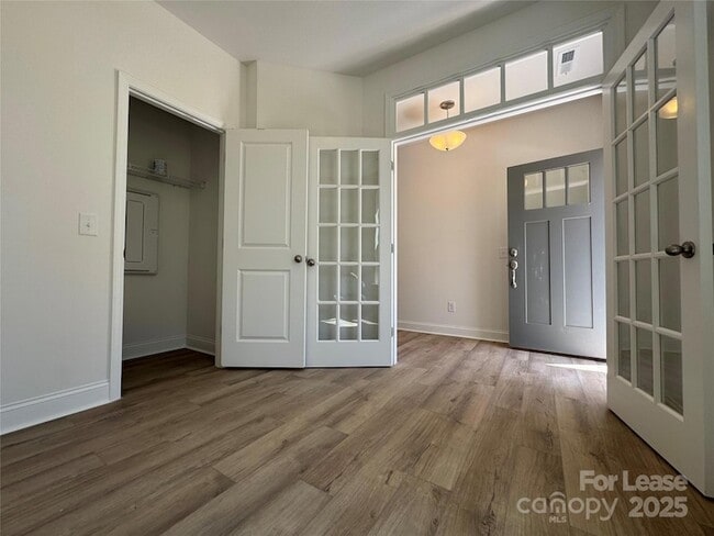 Building Photo - 5009 Layman Dr