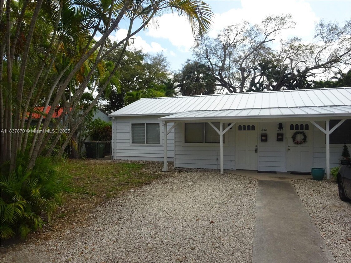 Foto principal - 1538 NE 131st Ln