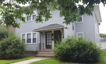 Building Photo - 203-205 W Stadium Ave