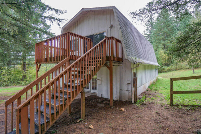 Foto del edificio - COUNTRY LIVING JUST OUTSIDE Of washougal