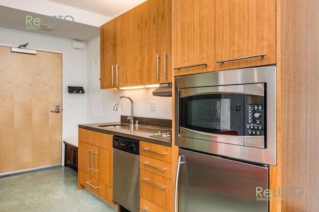 Building Photo - 766 Harrison