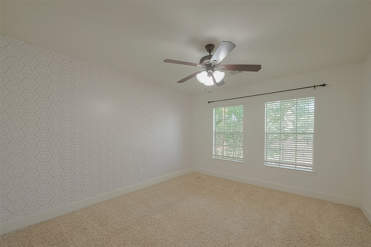 Primary Photo - 8910 Bonnyview Dr