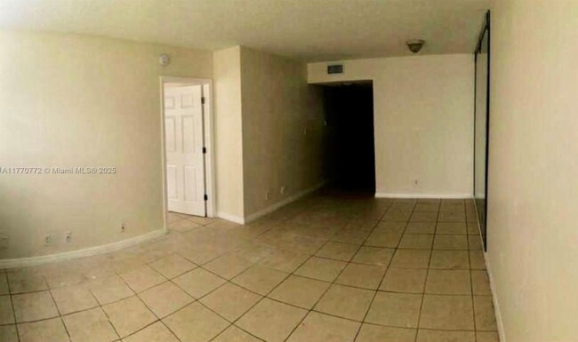 Building Photo - 11213 Royal Palm Blvd