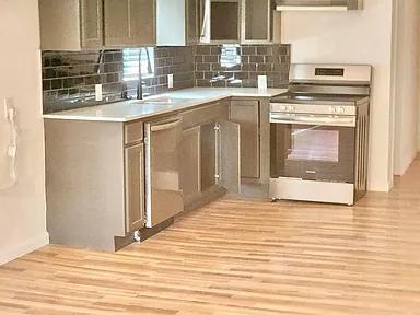 Foto del edificio - 620 W Jackson St