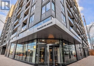 Building Photo - 1 Edgewater Dr