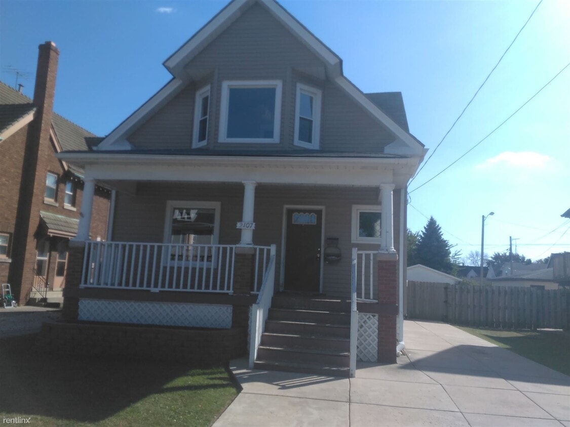Primary Photo - 4 br, 1.5 bath House - 2107 50th St