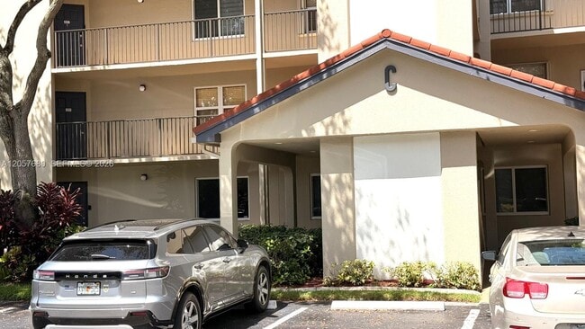 Building Photo - 1101 SW 128th Terrace