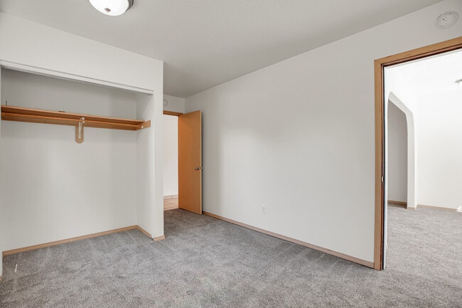 Bedroom 1 - Burnside East