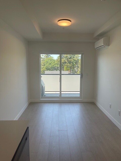 Photo principale - 2629 Millstream Rd