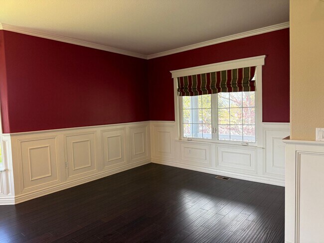 Foto del edificio - Your Colorado Oasis Awaits! 4 Bed, 3.5 Bath Home with Modern Amenities next to open space