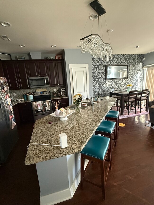 Foto del edificio - 3835 Willow Green Pl