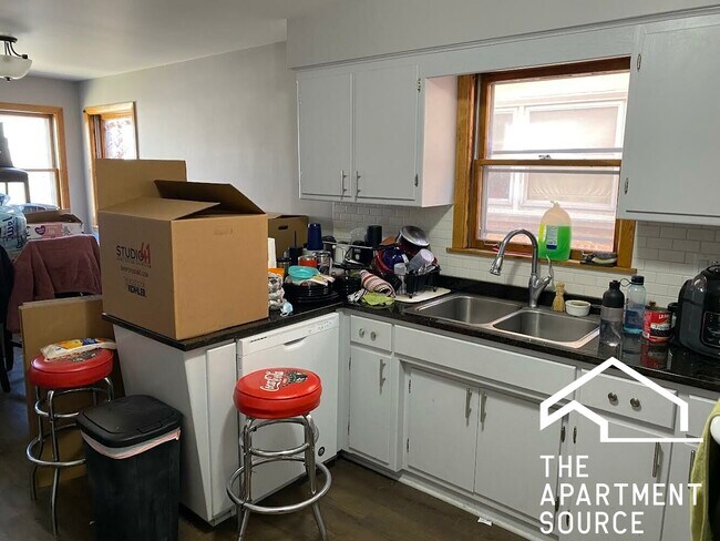 Foto del edificio - 3453 N Springfield Ave