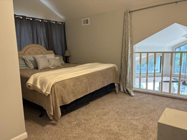 Foto del edificio - 3806 Spinnaker Dr