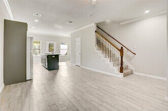 Building Photo - 1045 Marcolin St