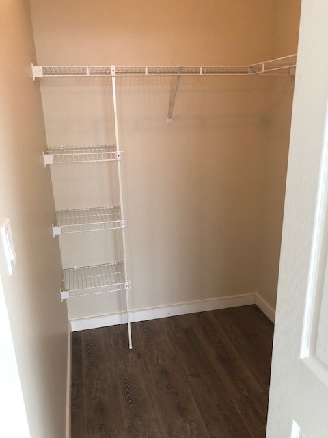 Photo du bâtiment - 6688 Arcola St