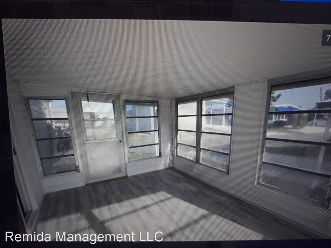 Primary Photo - 7256 Mt Georgetown Dr NE