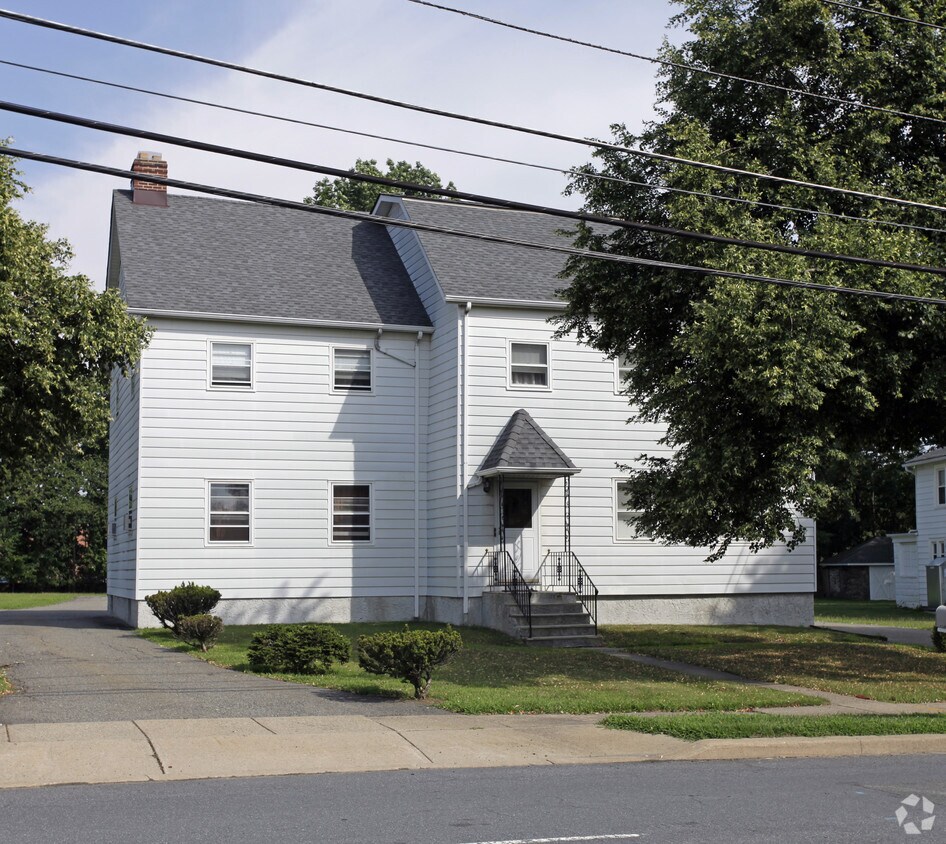 Primary Photo - 8 Troy Hills Rd