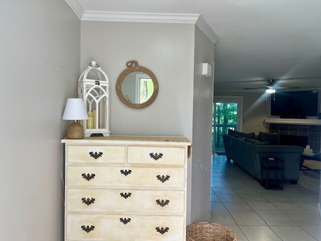 Building Photo - Captains Watch - first floor unit in Virgi...