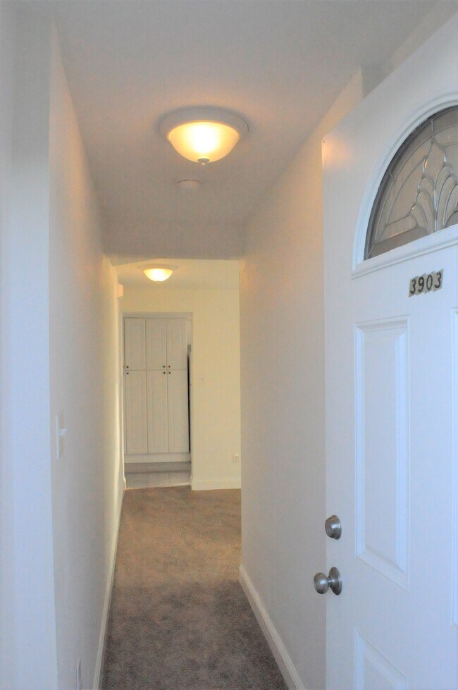 Entry Hall - 3903 Moulton Dr