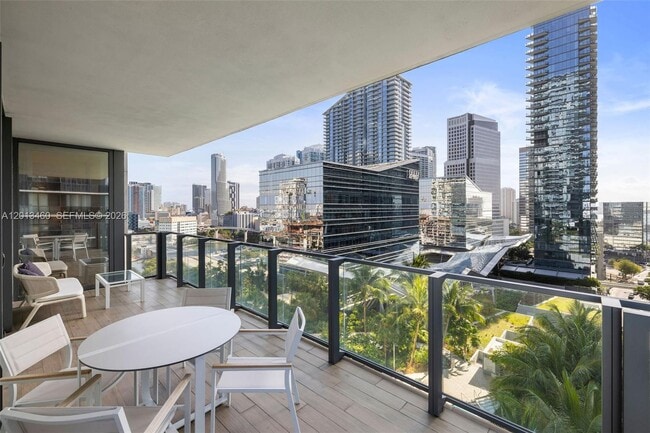 Foto del edificio - 88 SW 7th St