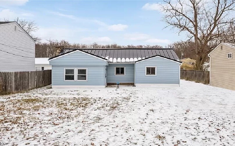 5279 Main Ave, North Ridgeville, OH 44039 House Rental in North