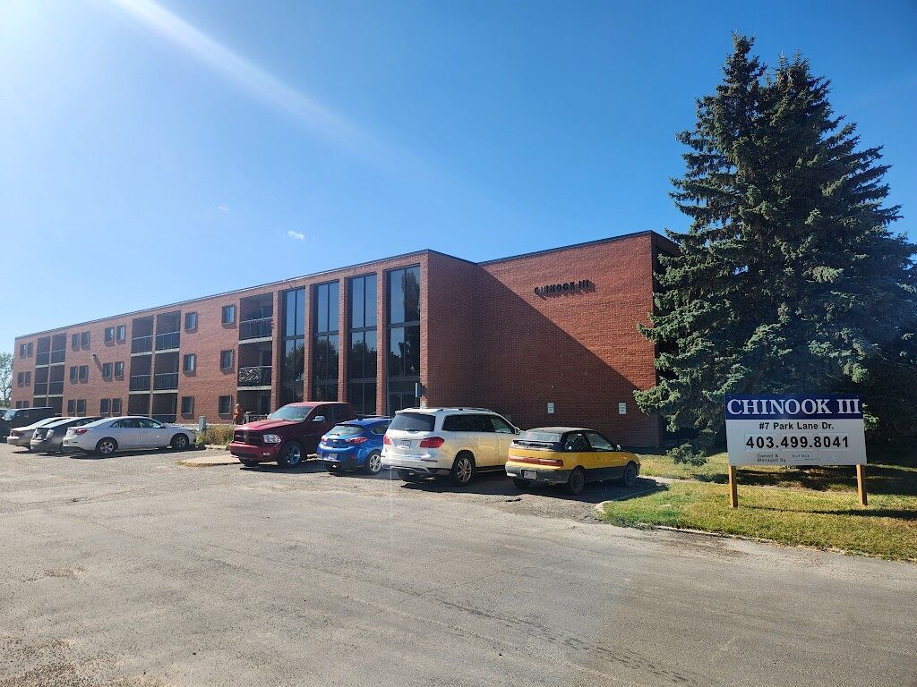 Primary Photo - 7 Park Ln Dr