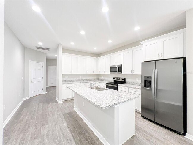 Building Photo - 3388 Cup Dr