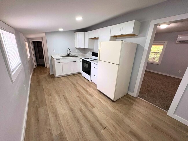 Foto del edificio - 511C Winston Ridge Rd