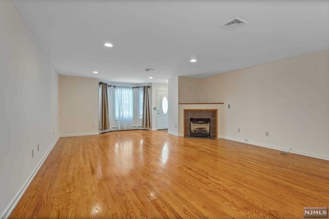 Building Photo - 48A Delia Blvd