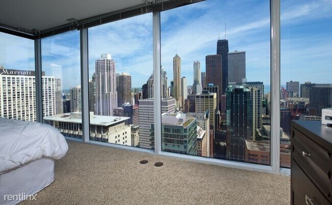 Foto del edificio - 255 E Grand Ave