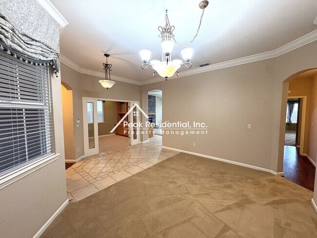 Foto del edificio - Very Nice 3bd/2ba Elk Grove Home With Bonus Room!