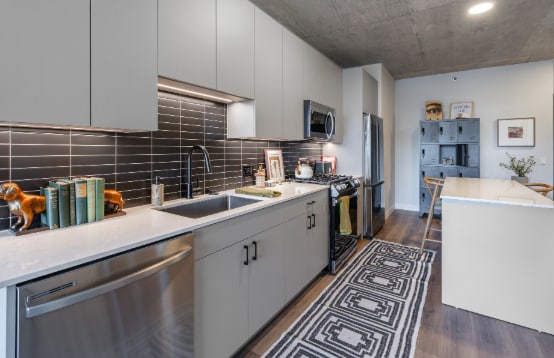 Photo - 1111 W Carroll Ave